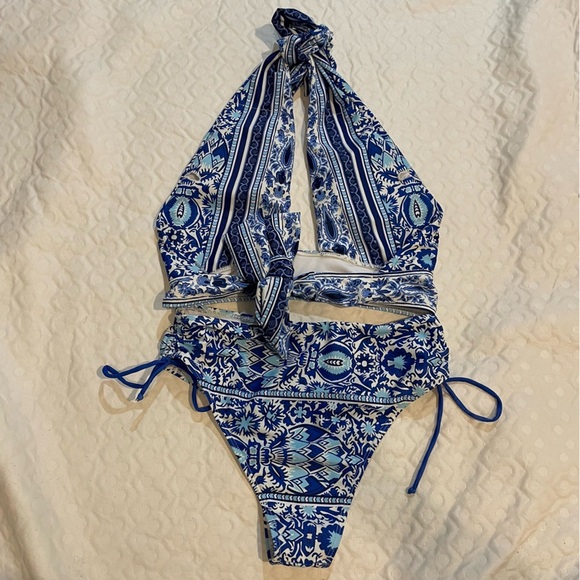 Blue Patterned Bikini Set Tie Top and Bottom Medium Aztec Beach Pool Summer - Picture 7 of 8